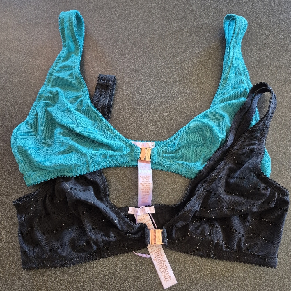 Two Savage X Fenty Turquoise and Black Soft Cup Bras Front Closure Size L